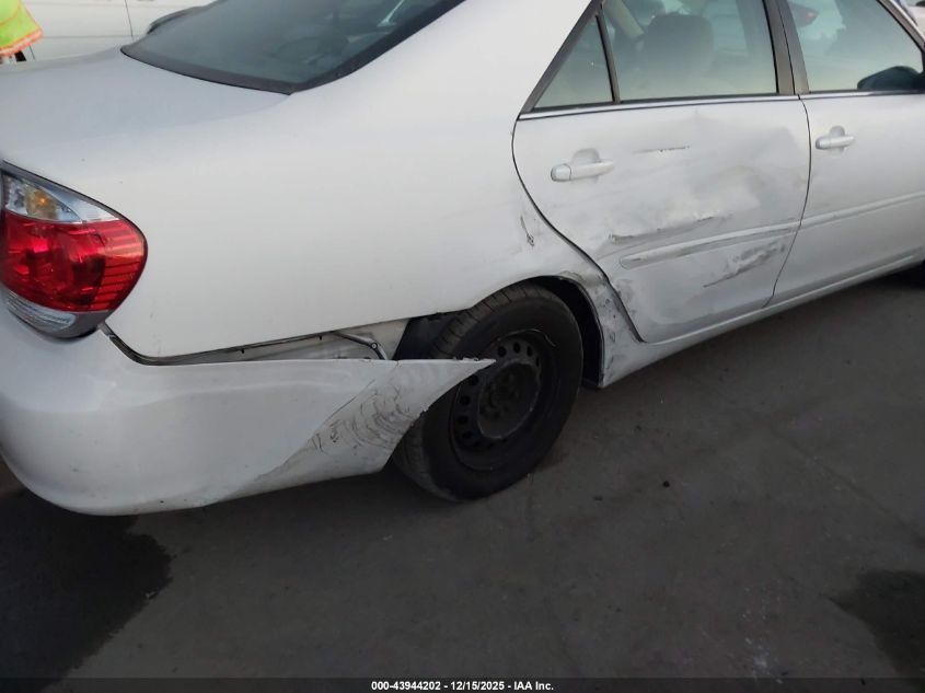 2006 Toyota Camry Le VIN: 4T1BE32K56U677570 Lot: 43944202