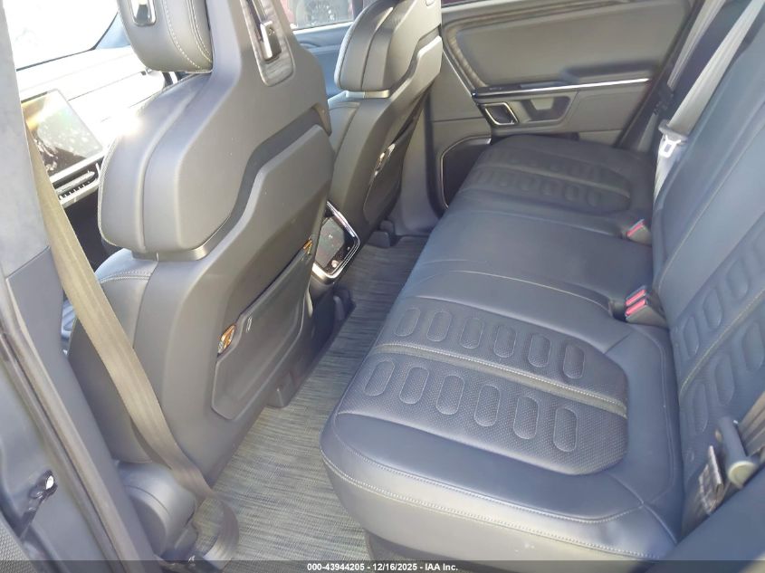 2022 Rivian R1T Adventure VIN: 7FCTGAAA8NN007692 Lot: 43944205