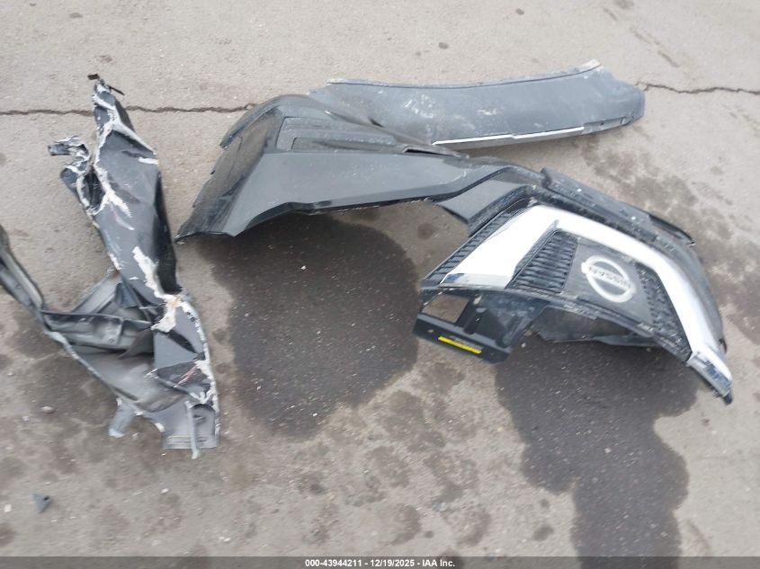 2017 Nissan Rogue Sv VIN: JN8AT2MT6HW397402 Lot: 43944211