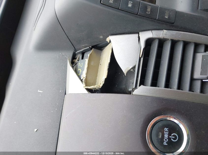 2005 Toyota Prius VIN: JTDKB20U153085440 Lot: 43944222