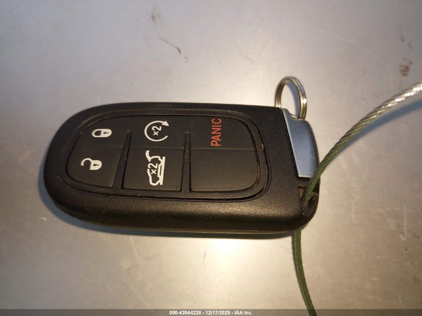 2016 Jeep Cherokee Trailhawk VIN: 1C4PJMBS8GW224870 Lot: 43944228