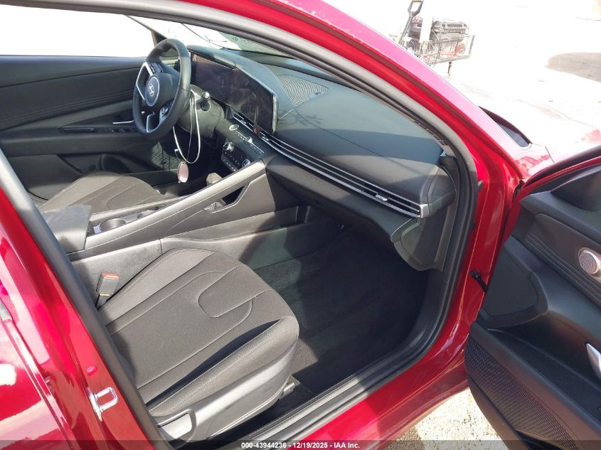 2025 Hyundai Elantra Sel Convenience