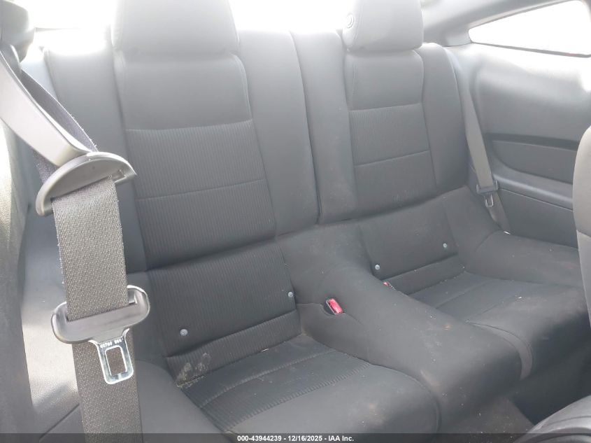 2011 Ford Mustang V6 VIN: 1ZVBP8AM1B5169127 Lot: 43944239