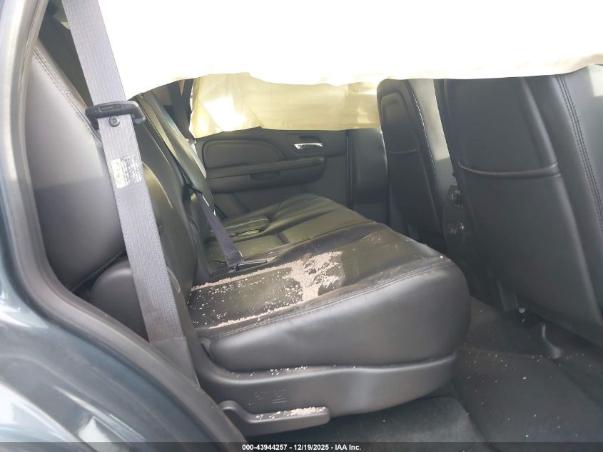 2007 GMC Yukon Denali VIN: 1GKFK63887J207785 Lot: 43944257