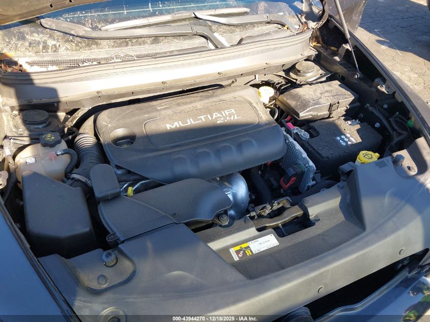 2016 Jeep Cherokee Latitude VIN: 1C4PJMCB8GW194459 Lot: 43944270