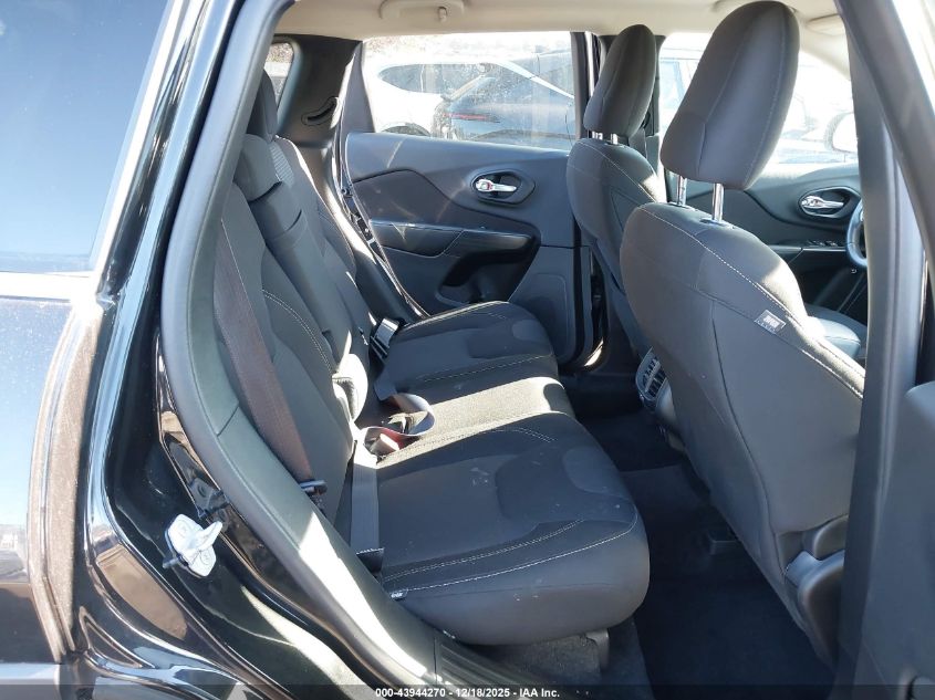 2016 Jeep Cherokee Latitude VIN: 1C4PJMCB8GW194459 Lot: 43944270