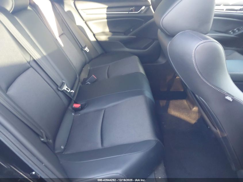 2022 Honda Accord Sport VIN: 1HGCV1F36NA039622 Lot: 43944292