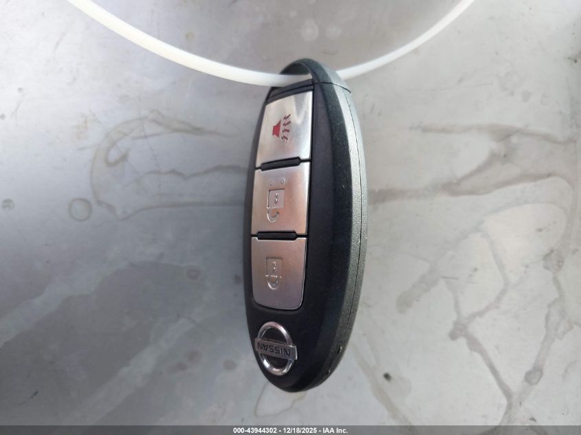 2017 Nissan Titan Sv VIN: 1N6AA1E64HN571779 Lot: 43944302