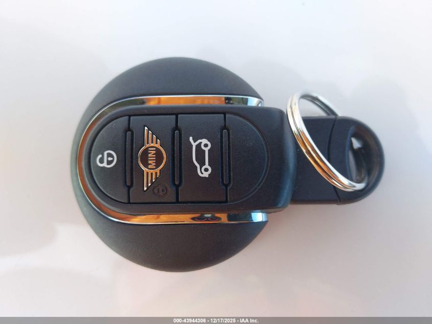 2020 Mini Countryman Cooper S VIN: WMZYX1C09L3M10380 Lot: 43944306