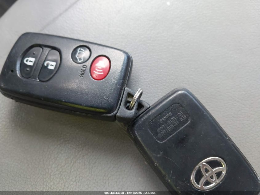 2010 Toyota Highlander Hybrid Limited V6 VIN: JTEJW3EH5A2046654 Lot: 43944308