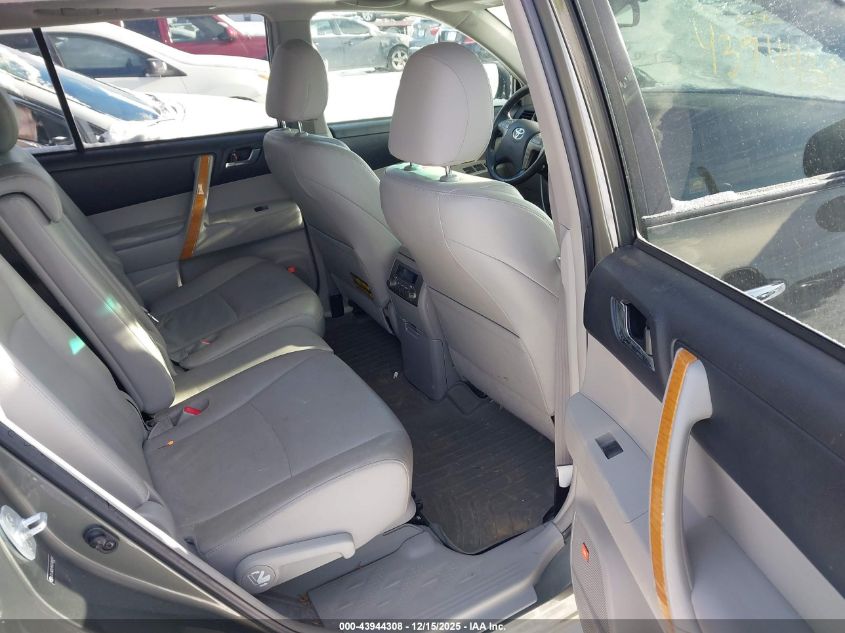 2010 Toyota Highlander Hybrid Limited V6 VIN: JTEJW3EH5A2046654 Lot: 43944308