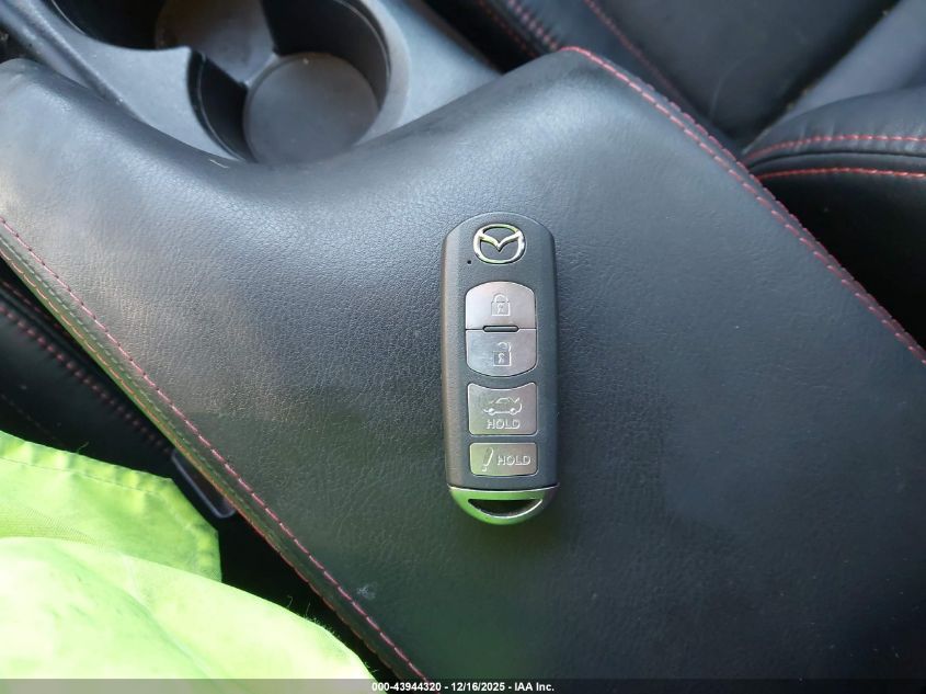 2015 Mazda Mazda3 I Grand Touring VIN: 3MZBM1W72FM158611 Lot: 43944320