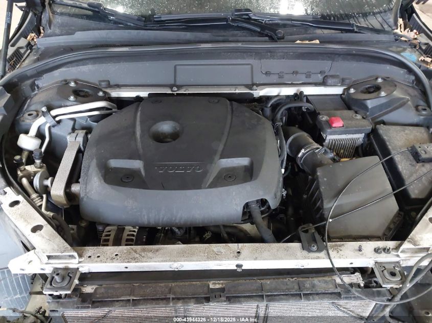 2019 Volvo Xc60 T5 Inscription VIN: LYV102RL2KB280233 Lot: 43944326