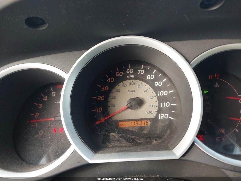 2011 Toyota Tacoma Prerunner V6 VIN: 3TMJU4GN8BM113132 Lot: 43944332