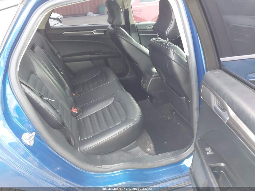 2017 Ford Fusion Energi Se Luxury VIN: 3FA6P0PU7HR110656 Lot: 43944370