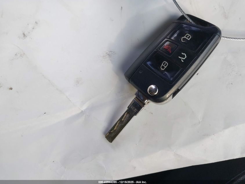 2015 Volkswagen Golf Tsi S 4-Door VIN: 3VW217AU5FM037905 Lot: 43944395