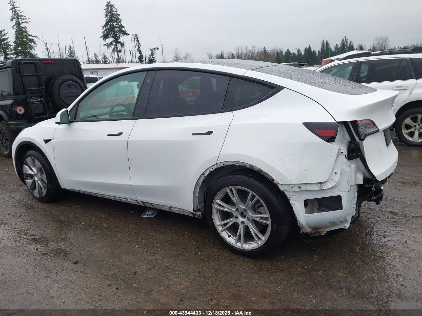 2021 Tesla Model Y Long Range Dual Motor All-Wheel Drive VIN: 5YJYGAEE0MF214146 Lot: 43944433