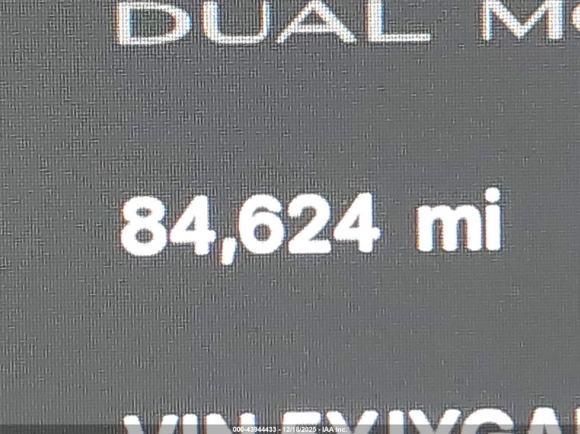 2021 Tesla Model Y Long Range Dual Motor All-Wheel Drive VIN: 5YJYGAEE0MF214146 Lot: 43944433