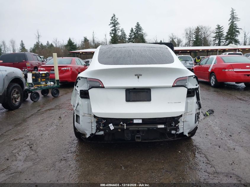 2021 Tesla Model Y Long Range Dual Motor All-Wheel Drive VIN: 5YJYGAEE0MF214146 Lot: 43944433