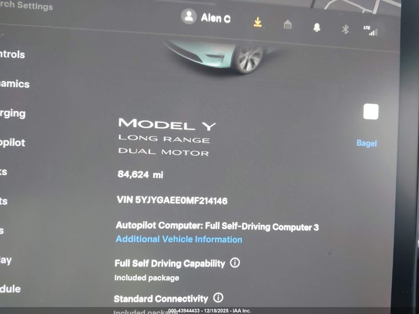 2021 Tesla Model Y Long Range Dual Motor All-Wheel Drive VIN: 5YJYGAEE0MF214146 Lot: 43944433