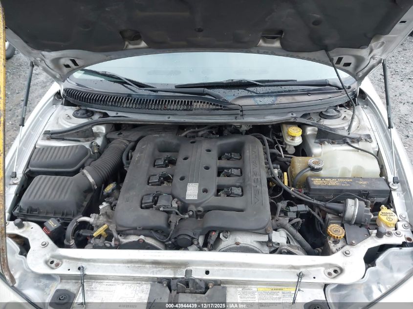 2002 Chrysler 300M Special Edition VIN: 2C3AE76K42H177645 Lot: 43944439