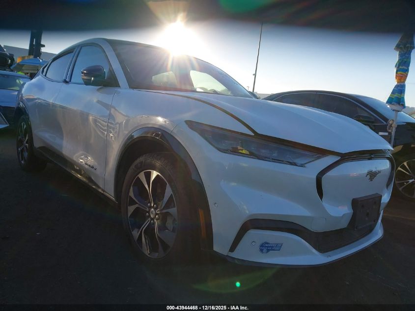 FORD MUSTANG MACH-E PREMIUM