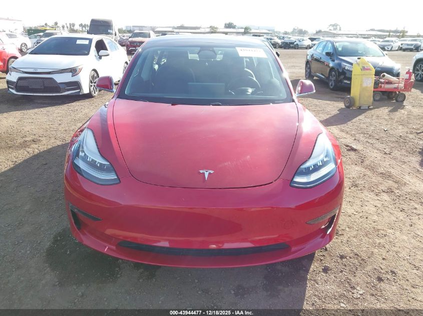 2018 Tesla Model 3 Long Range/Mid Range VIN: 5YJ3E1EA1JF126182 Lot: 43944477