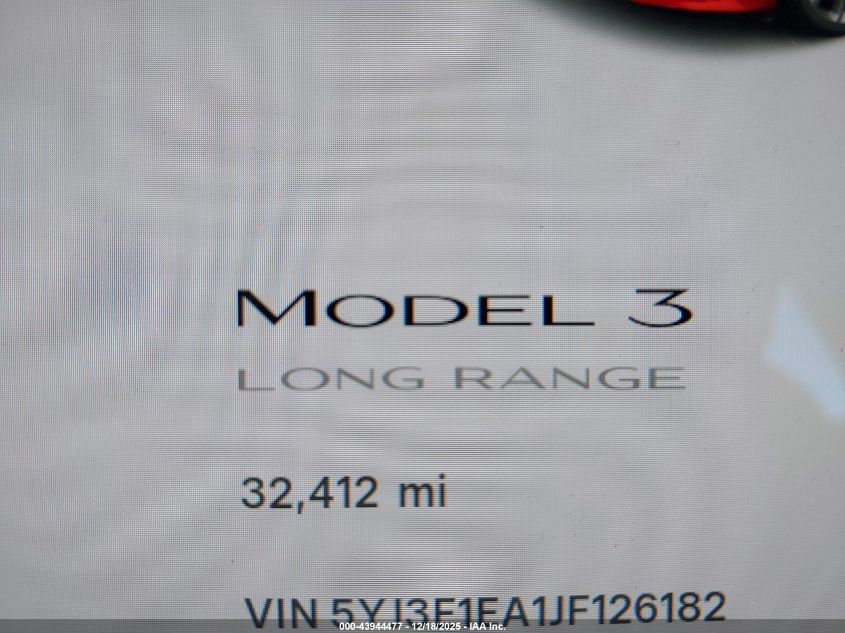 2018 Tesla Model 3 Long Range/Mid Range VIN: 5YJ3E1EA1JF126182 Lot: 43944477