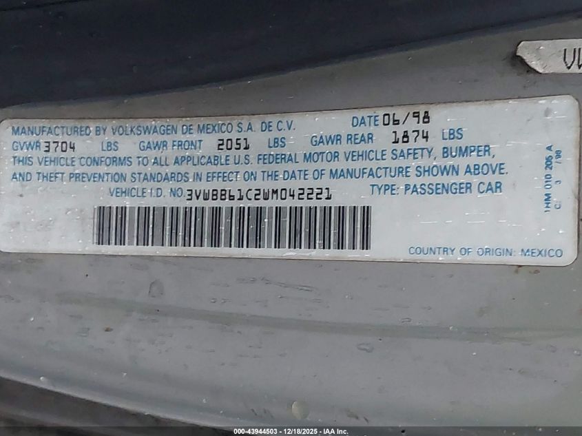 1998 Volkswagen New Beetle VIN: 3VWBB61C2WM042221 Lot: 43944503