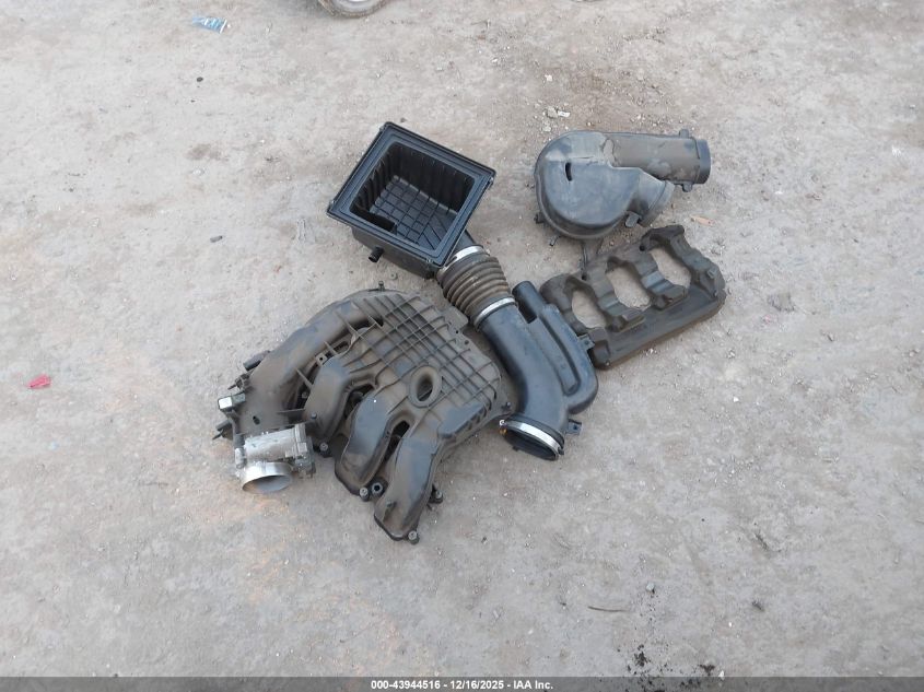 2016 Dodge Journey Sxt VIN: 3C4PDCBG0GT137533 Lot: 43944516