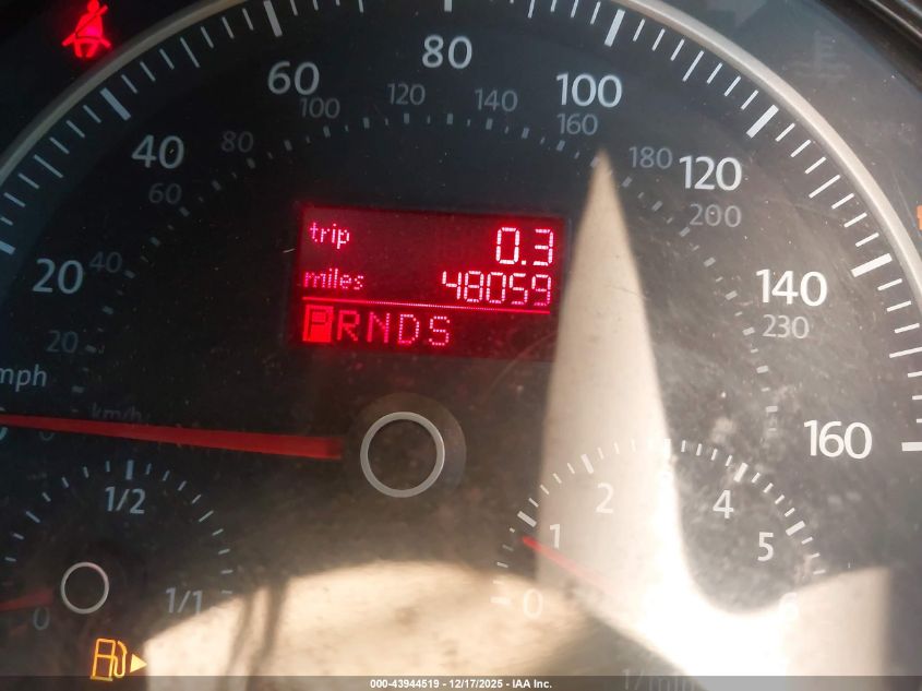 2010 Volkswagen New Beetle 2.5L VIN: 3VWRG3ALXAM005134 Lot: 43944519