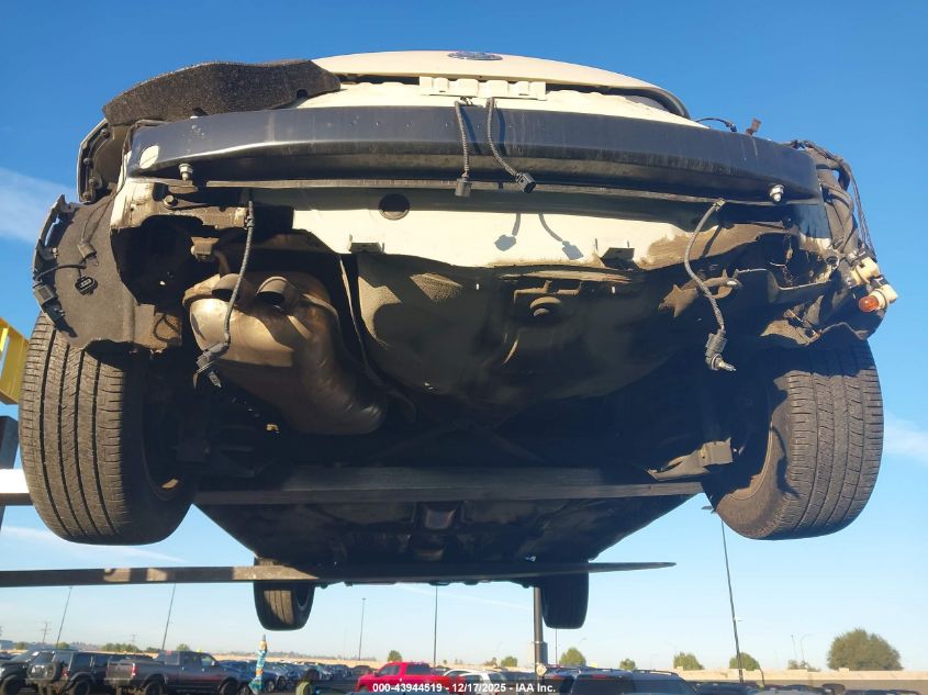 2010 Volkswagen New Beetle 2.5L VIN: 3VWRG3ALXAM005134 Lot: 43944519