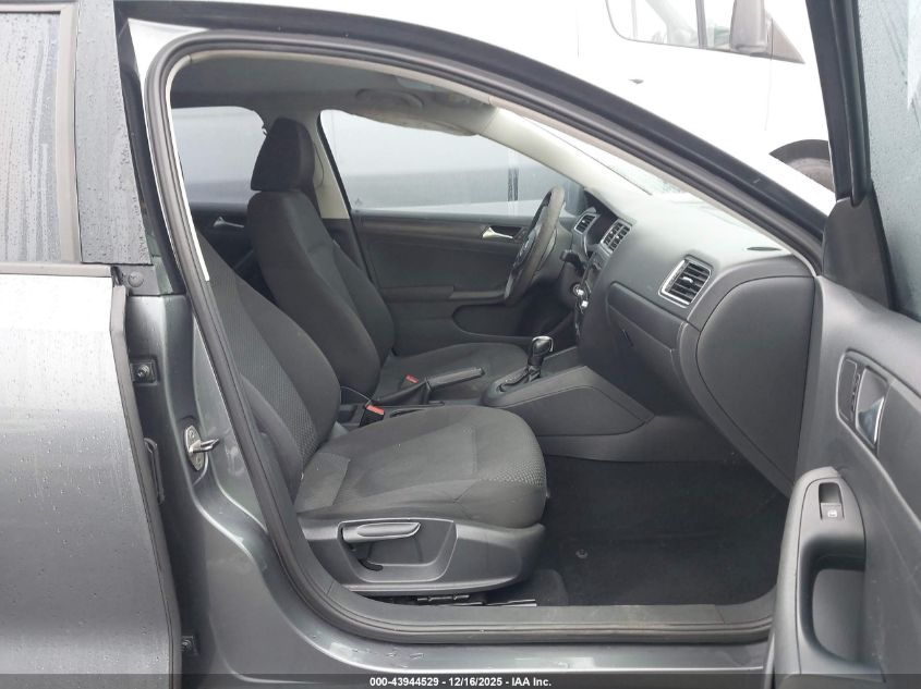 2012 Volkswagen Jetta 2.0L S VIN: 3VW2K7AJ5CM408852 Lot: 43944529