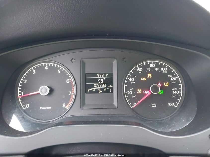 2012 Volkswagen Jetta 2.0L S VIN: 3VW2K7AJ5CM408852 Lot: 43944529