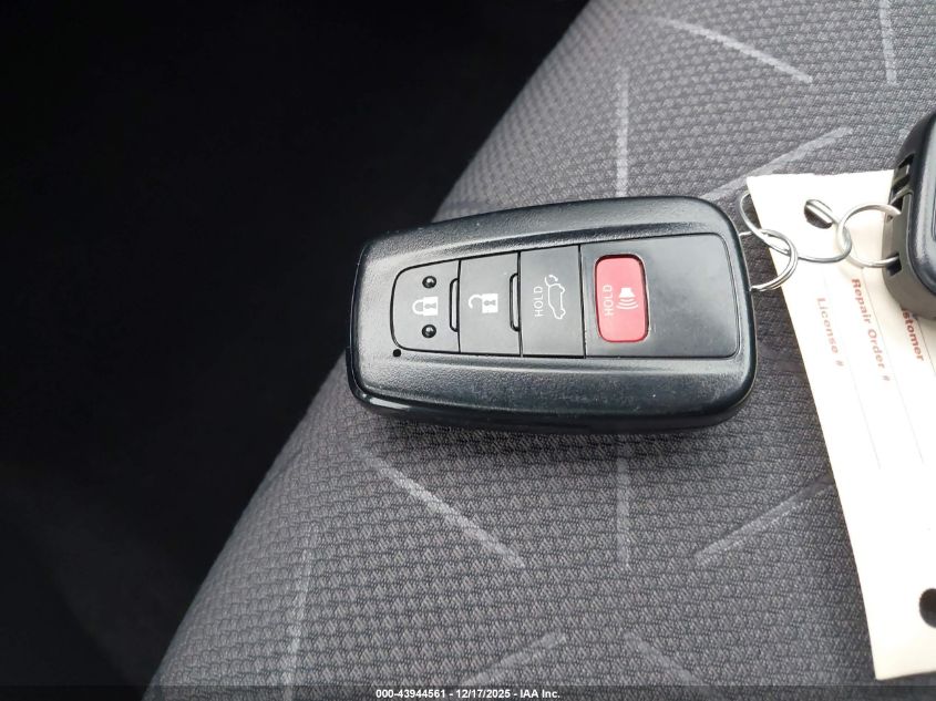 2019 Toyota Rav4 Xle VIN: 2T3P1RFV4KW056279 Lot: 43944561