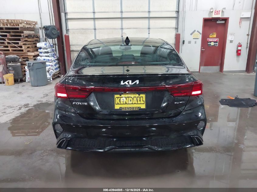 2024 Kia Forte Gt-Line VIN: 3KPF54AD3RE714245 Lot: 43944585