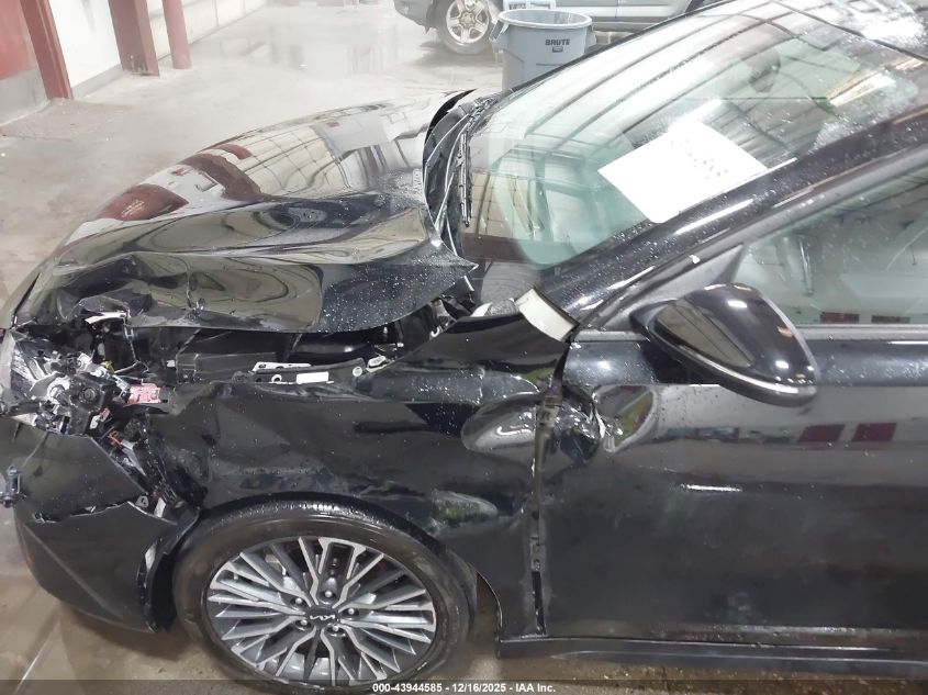 2024 Kia Forte Gt-Line VIN: 3KPF54AD3RE714245 Lot: 43944585