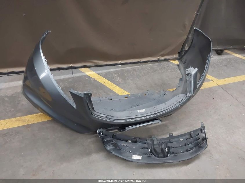 2012 Honda Accord 2.4 Se VIN: 1HGCP2F69CA058611 Lot: 43944639