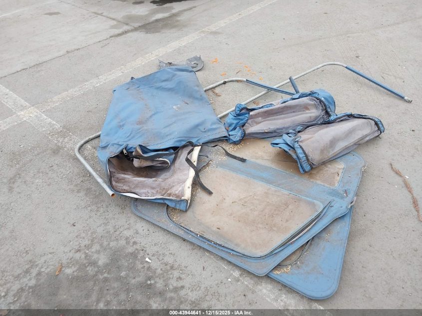 1982 Jeep Jeep Cj7 VIN: 1JCCN87E6CT063913 Lot: 43944641