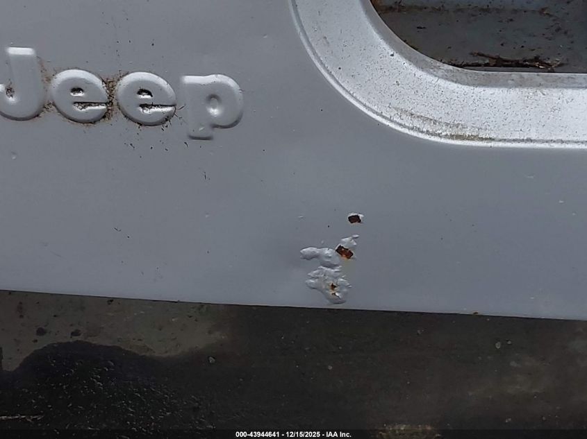 1982 Jeep Jeep Cj7 VIN: 1JCCN87E6CT063913 Lot: 43944641