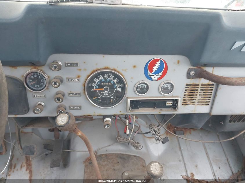 1982 Jeep Jeep Cj7 VIN: 1JCCN87E6CT063913 Lot: 43944641