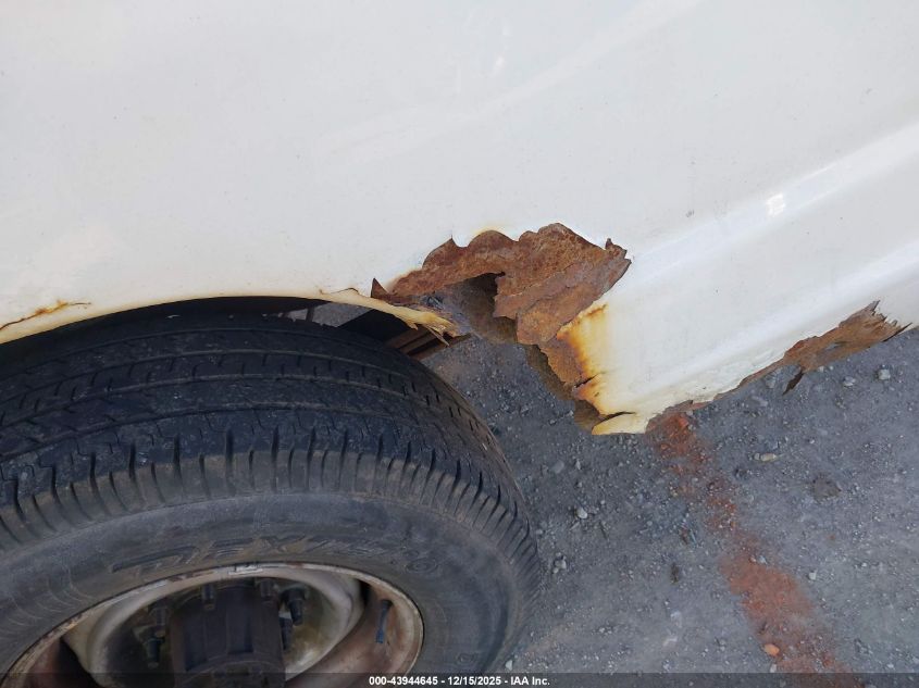 2007 Ford E-350 Super Duty Xl/Xlt VIN: 1FBSS31L47DB09355 Lot: 43944645