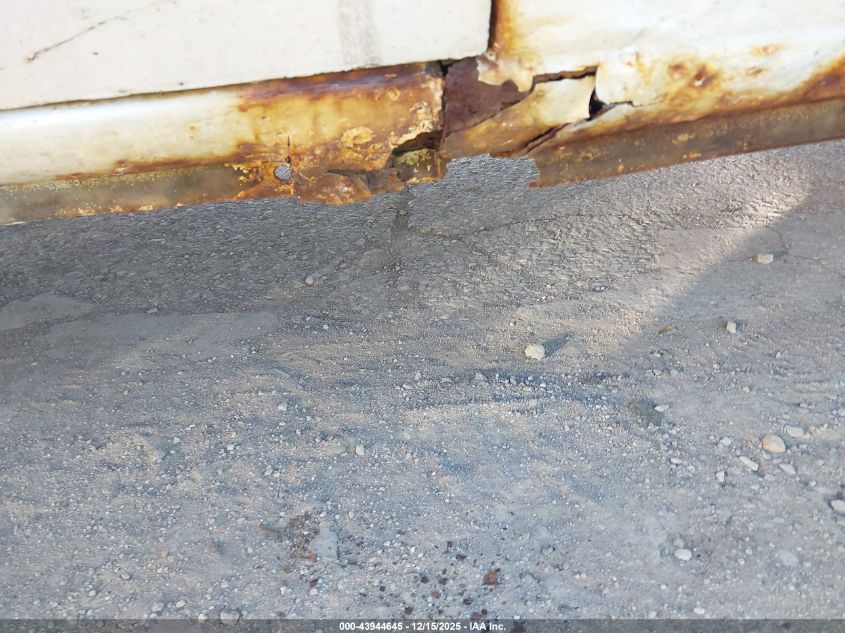 2007 Ford E-350 Super Duty Xl/Xlt VIN: 1FBSS31L47DB09355 Lot: 43944645