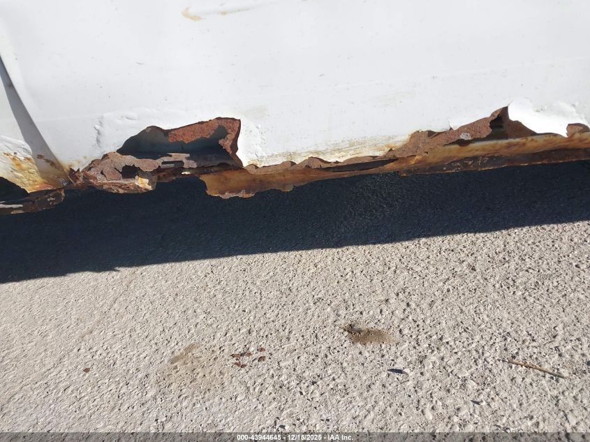 2007 Ford E-350 Super Duty Xl/Xlt VIN: 1FBSS31L47DB09355 Lot: 43944645