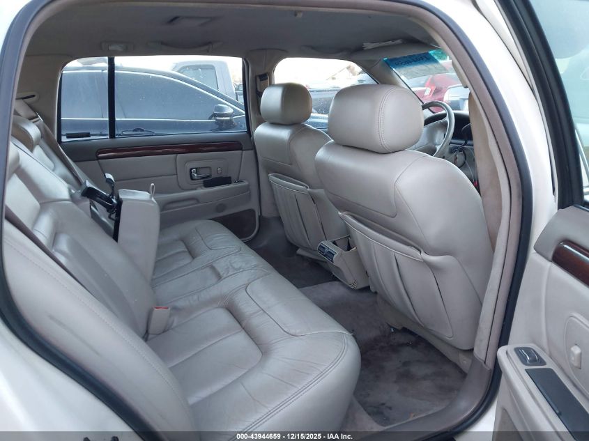 1998 Cadillac Deville D'elegance VIN: 1G6KE54Y2WU800861 Lot: 43944659