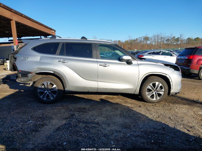 2025 Toyota Highlander Hybrid Xle VIN: 5TDKBRCH9SS653838 Lot: 43944723