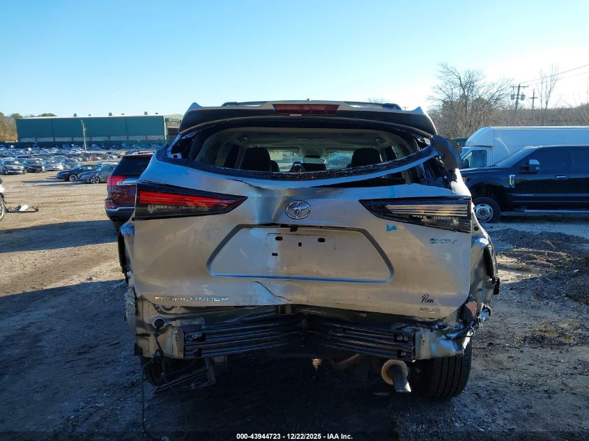 2025 Toyota Highlander Hybrid Xle VIN: 5TDKBRCH9SS653838 Lot: 43944723