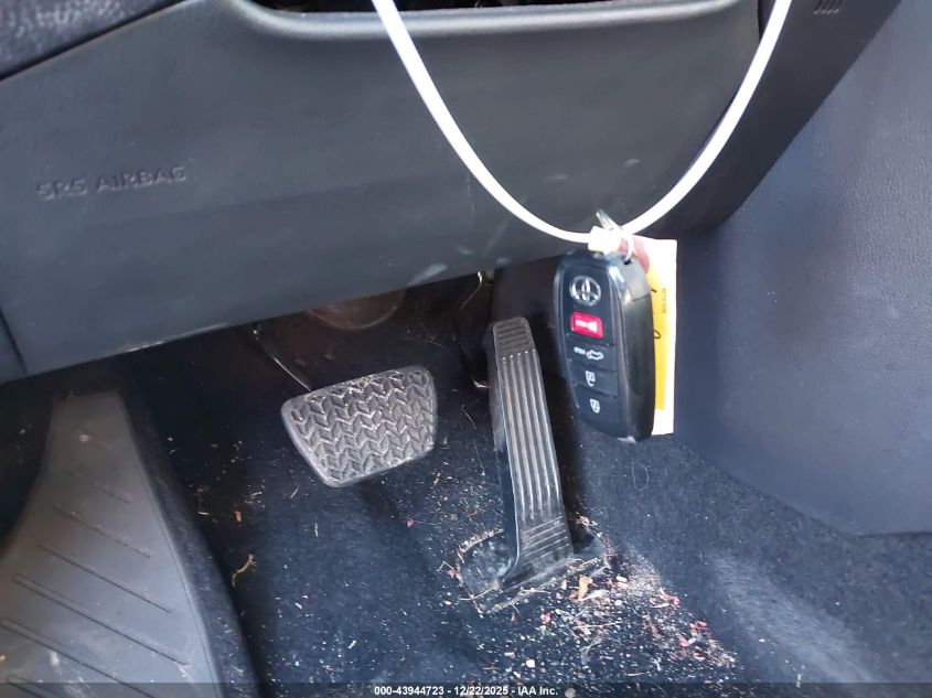 2025 Toyota Highlander Hybrid Xle VIN: 5TDKBRCH9SS653838 Lot: 43944723