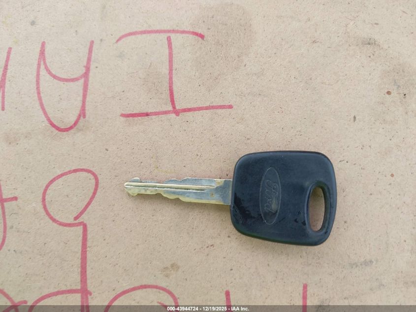 2002 Ford F-150 Xl/Xlt VIN: 1FTRF172X2NA28218 Lot: 43944724