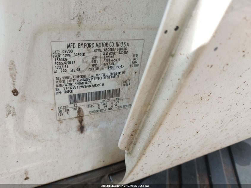 2004 Ford F-150 Xlt VIN: 1FTRW12W64KA85210 Lot: 43944732